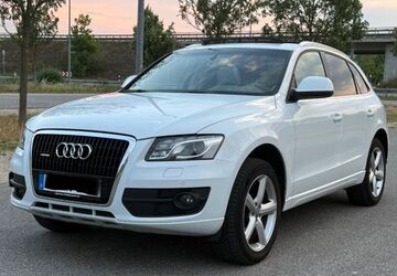 Audi Q5 244.000 km 11.700 &euro; Regensburg 93057