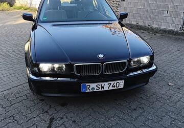 BMW 740 225.000 km 9.999 &euro; Obertraubling 93083