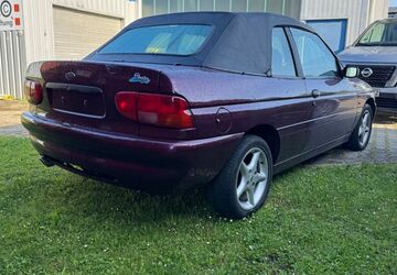 Ford Escort 125.000 km 3.850 &euro; Regensburg 93051