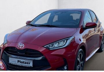 Toyota Yaris 5.980 km 22.780 &euro; Regensburg 93055