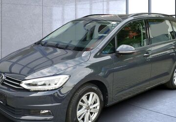 VW Touran 19.700 km 32.490 &euro; Regensburg 93053
