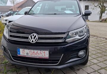 VW Tiguan 104.387 km 12.900 &euro; Barbing 93092