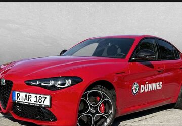 Alfa Romeo Giulia 5.500 km 47.999 &euro; Regensburg 93059