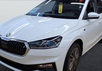 Skoda Fabia 21.144 km 18.770 &euro; Neutraubling 93073