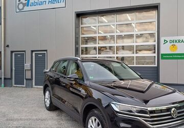 VW Touareg 233.800 km 22.600 &euro; Brennberg 93179