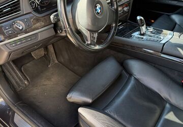 BMW 740 252.000 km 13.500 &euro; Regensburg 93055