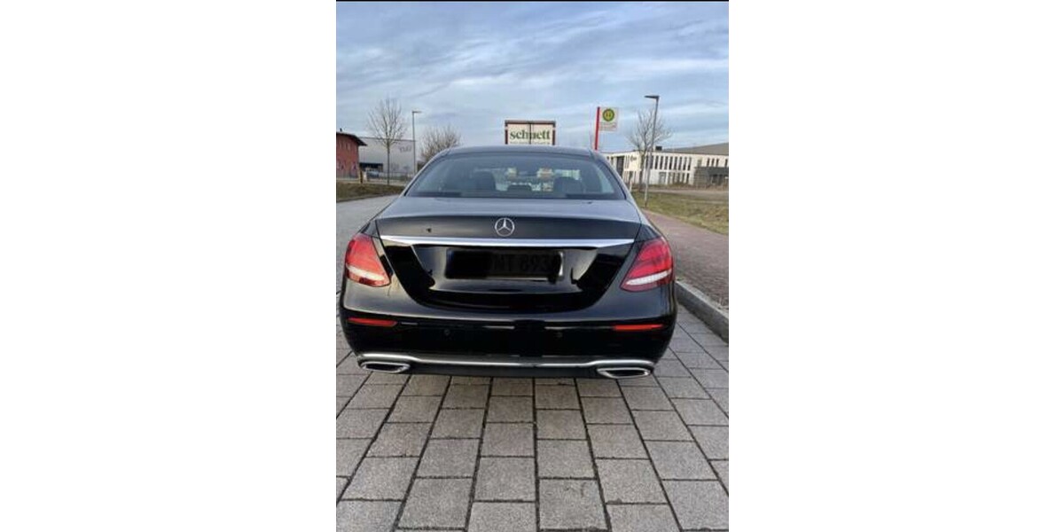 Mercedes-Benz E 220 165.000 km 27.950 &euro; Neutraubling 93073