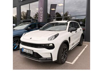 Lynk & Co 01 1.499 km 32.990 &euro; Regensburg 93055