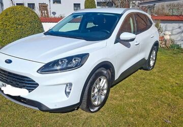 Ford Kuga 53.500 km 21.100 &euro; Pfatter 93102