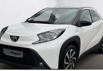 Toyota Aygo (X) 35.620 km 13.980 &euro; Regensburg 93055