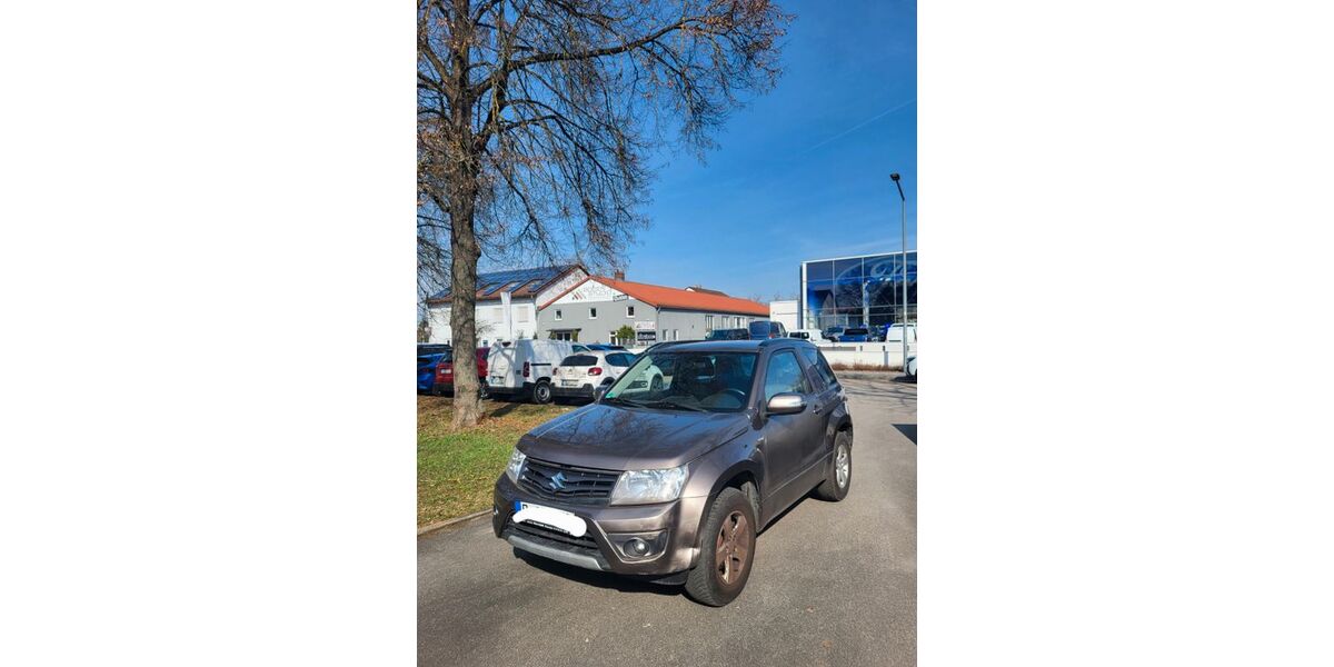 Suzuki Grand Vitara 100.000 km 8.900 &euro; Regensburg 93059