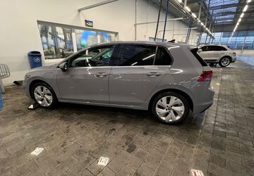 VW Golf 41.500 km 20.000 &euro; Regensburg 93055