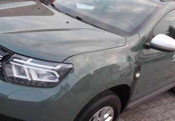 Dacia Duster 118.000 km 15.300 &euro; Schierling 84069