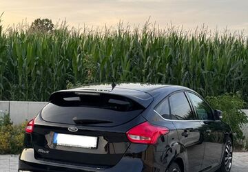 Ford Focus 99.662 km 10.600 &euro; Regensburg 93053