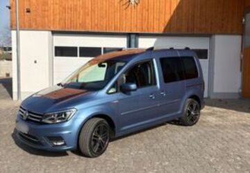 VW Caddy 109.000 km 23.299 &euro; Regenstauf 93128