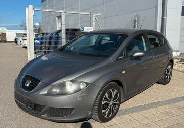 Seat Leon 240.506 km 2.490 &euro; Regensburg 94467
