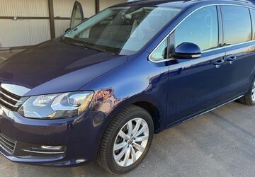 VW Sharan 220.607 km 16.599 &euro; Mintraching 93083
