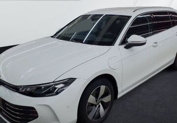VW Passat Variant 26.140 km 38.950 &euro; Regensburg 93055