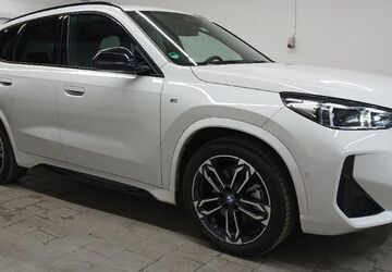 BMW X1 32.600 km 43.590 &euro; Regensburg 93053