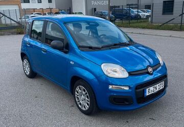 Fiat Panda 14.573 km 11.781 &euro; Regensburg 93057