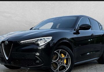 Alfa Romeo Stelvio 98.000 km 27.490 &euro; Regensburg 93059
