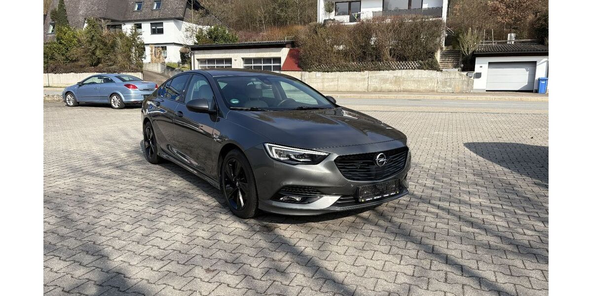 Opel Insignia 108.410 km 15.000 &euro; Kelheim 93309