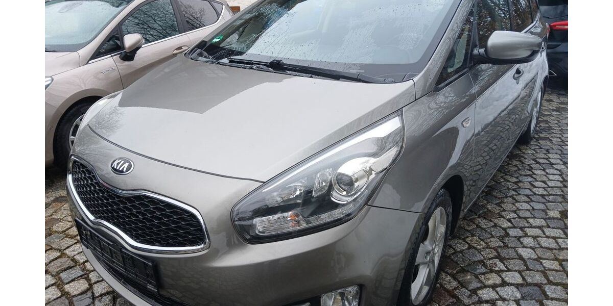 Kia Carens 232.000 km 4.999 &euro; Regensburg-Bernhardswald 93170