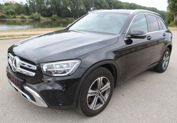 Mercedes-Benz GLC 200 58.813 km 27.965 &euro; Regensburg 93055