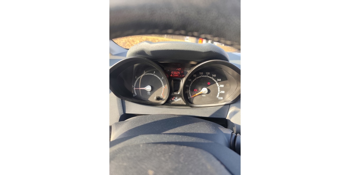 Ford Fiesta 195.000 km 2.699 &euro; Mintraching 93098