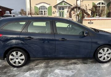 Ford Focus 118.000 km 4.700 &euro; Langquaid OT Niederleierndorf 84085