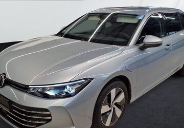 VW Passat Variant 19.326 km 35.270 &euro; Neutraubling 93073