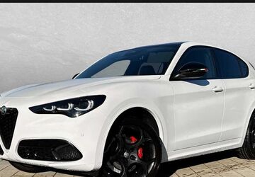 Alfa Romeo Stelvio 1.500 km 63.299 &euro; Regensburg 93059