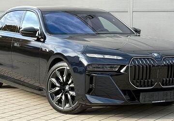 BMW i7 2.081 km 126.770 &euro; Rohr i. NB (bei Regensburg) 93352