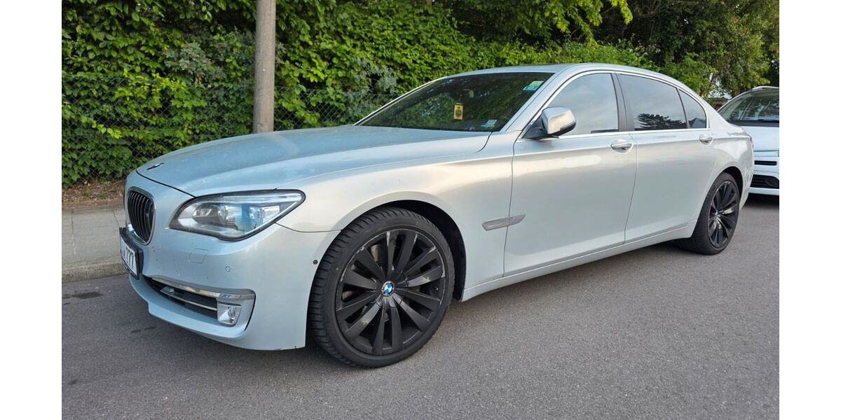 BMW 750 234.000 km 19.900 &euro; Regensburg 93053