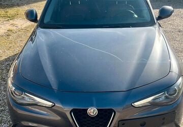 Alfa Romeo Giulia 145.742 km 16.050 &euro; Obertraubling 93083