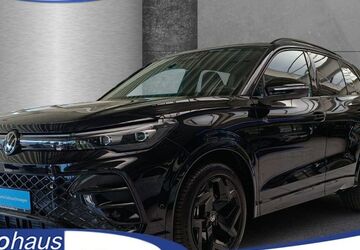 VW Tiguan 14.860 km 43.890 &euro; Neutraubling 93073