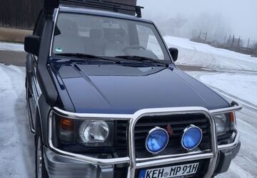 Mitsubishi Pajero 183.000 km 21.500 &euro; Saalhaupt 93077